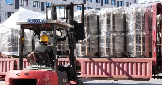 pole mounted 3 phase transformers Warehousing & Logistics