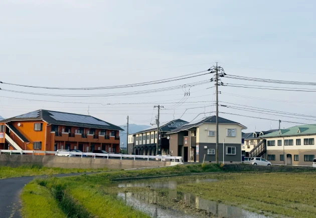 100 kVA Single Phase Pole Mounted Transformer Application: Suburban Residential Power
